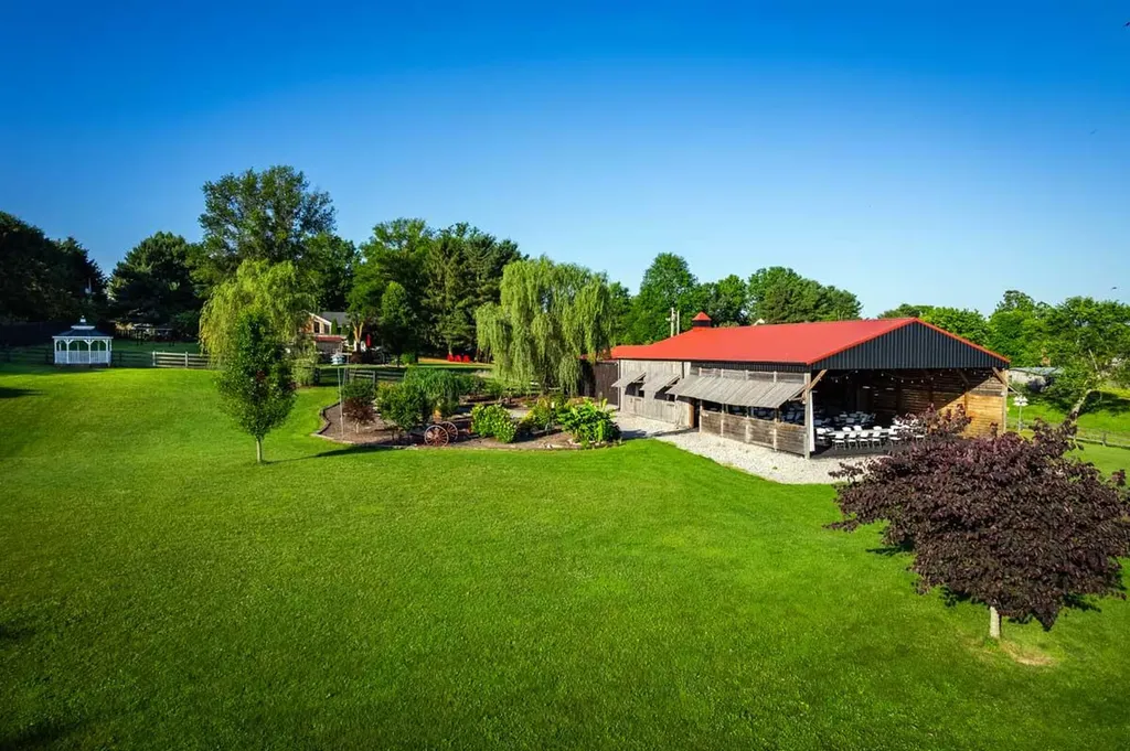 5028 Ashgrove Pike Nicholasville KY 40356