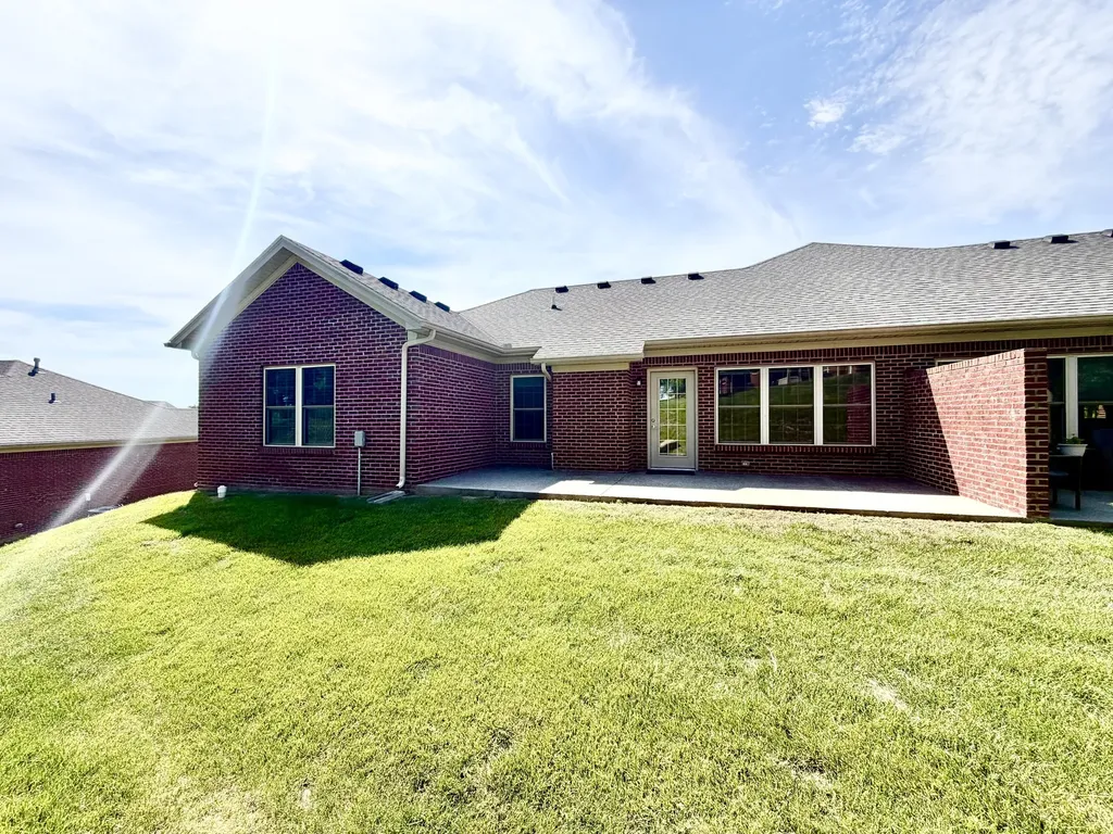1106 Leawood Drive Frankfort KY 40601
