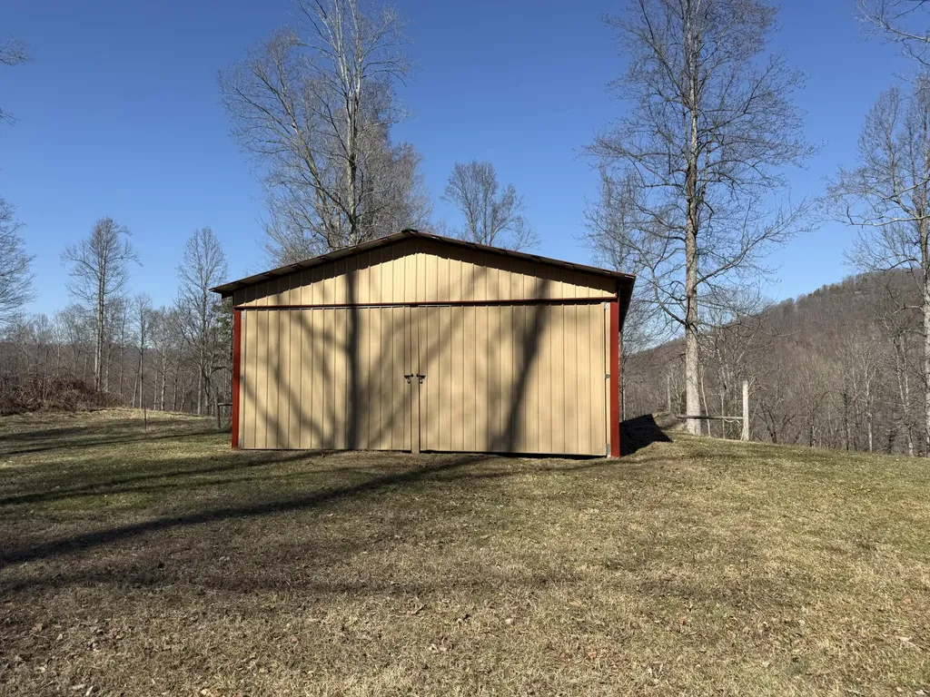 1657 Dry Hollow Road Monticello KY 42633