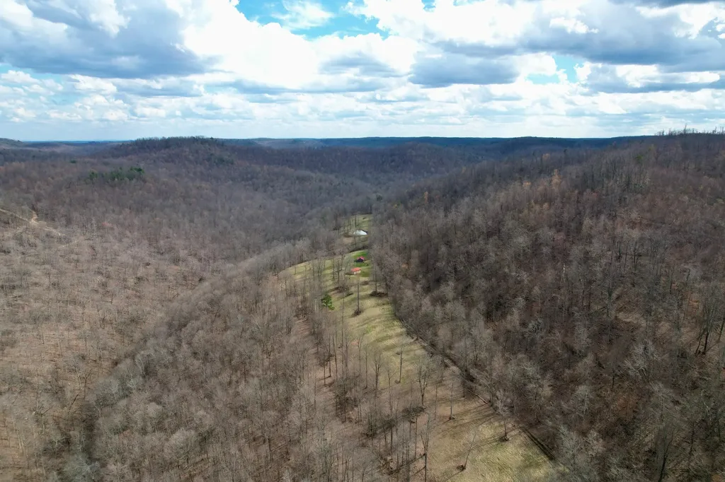 1657 Dry Hollow Road Monticello KY 42633