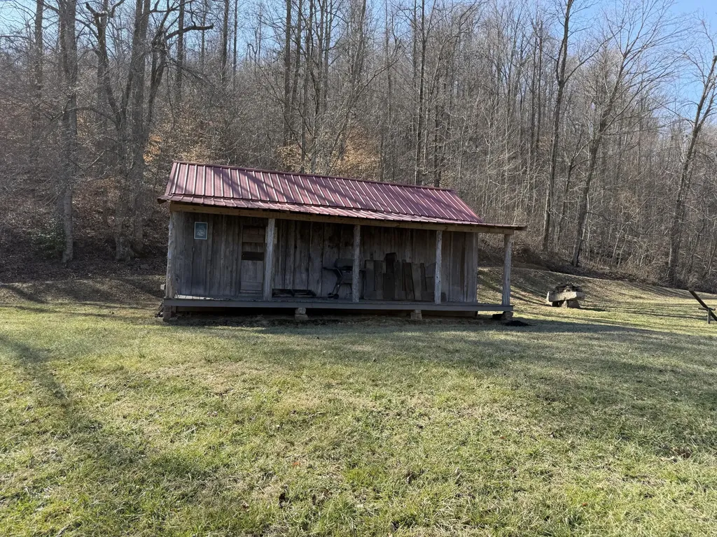 1657 Dry Hollow Road Monticello KY 42633