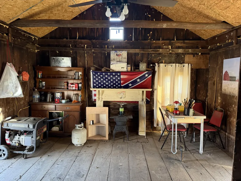 1657 Dry Hollow Road Monticello KY 42633