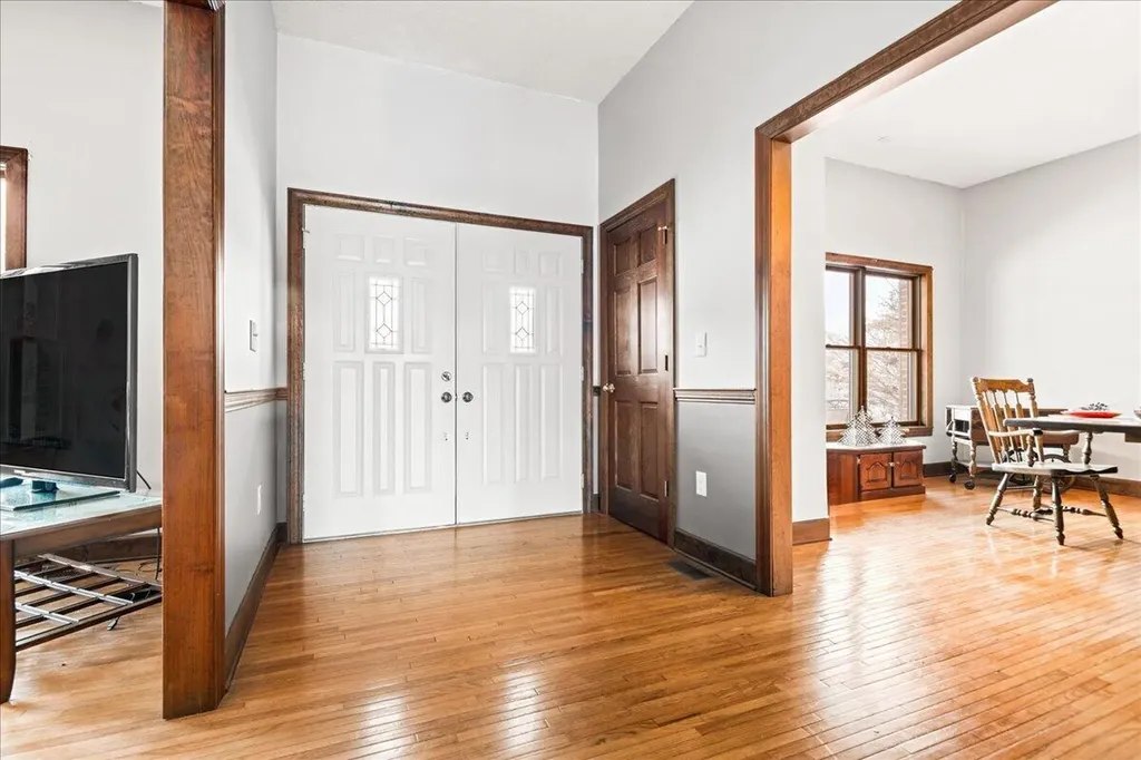 9256 Cumberland Falls Highway Corbin KY 40701