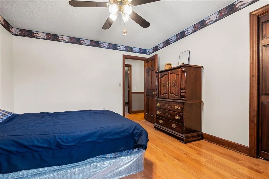 9256 Cumberland Falls Highway Corbin KY 40701