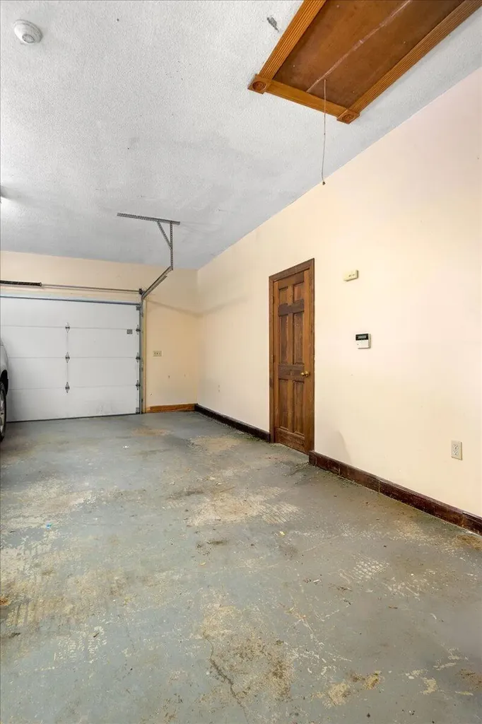 9256 Cumberland Falls Highway Corbin KY 40701
