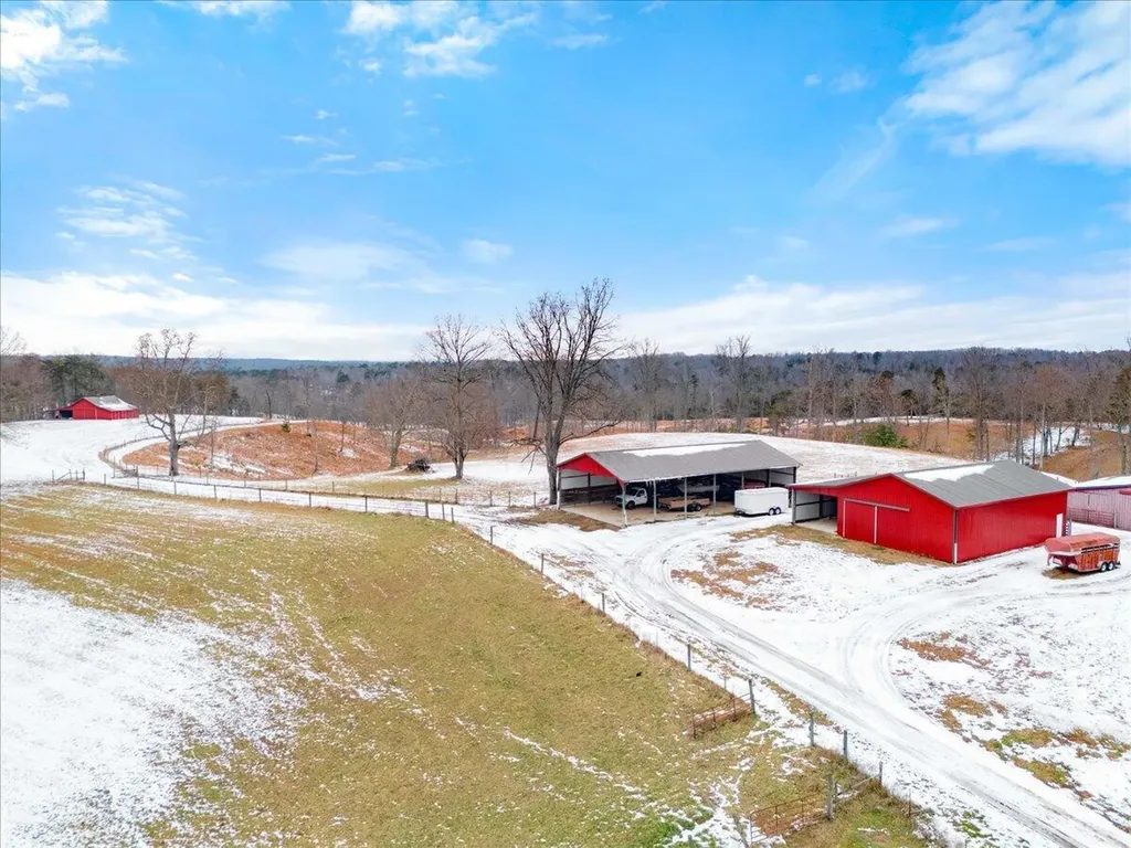 9256 Cumberland Falls Highway Corbin KY 40701