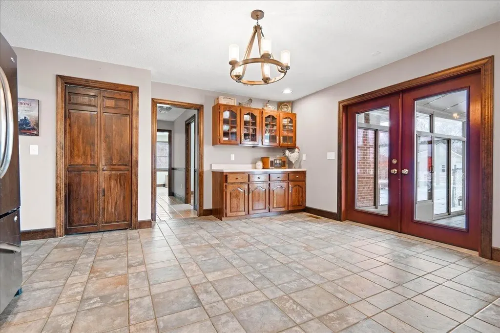 9256 Cumberland Falls Highway Corbin KY 40701
