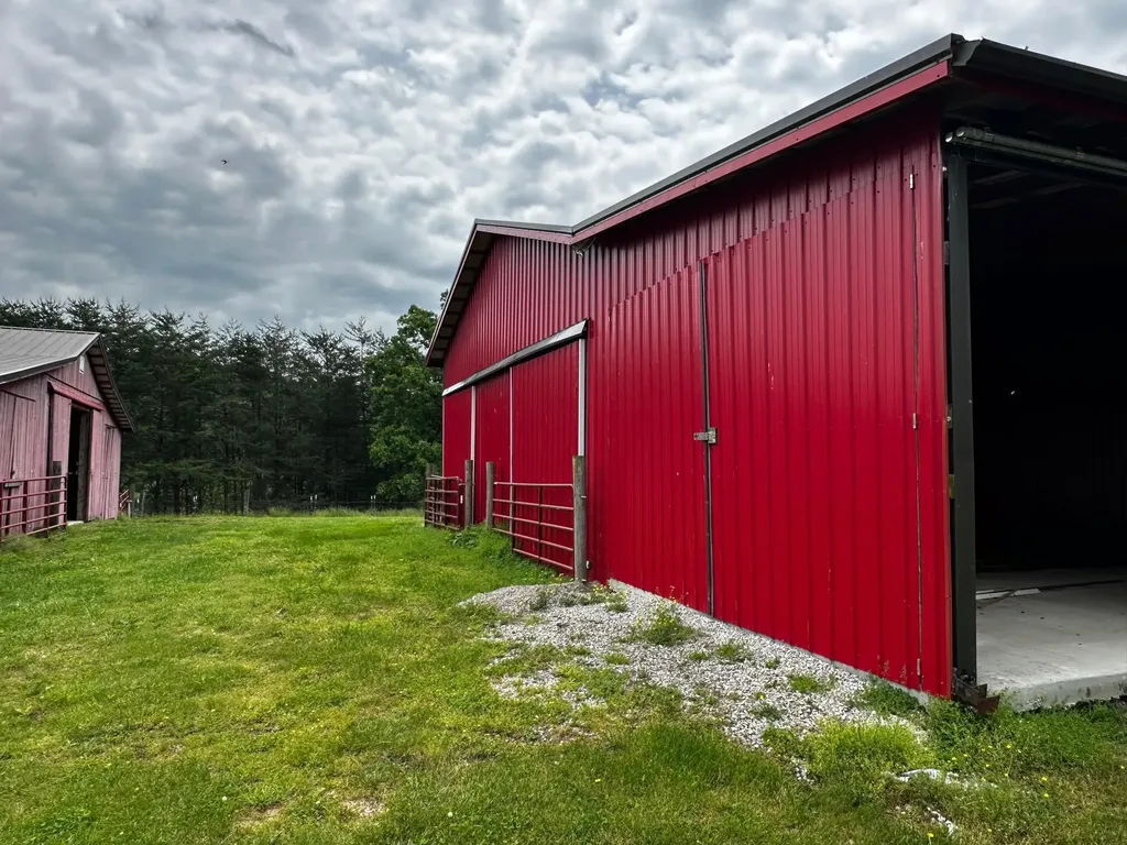 9256 Cumberland Falls Highway Corbin KY 40701