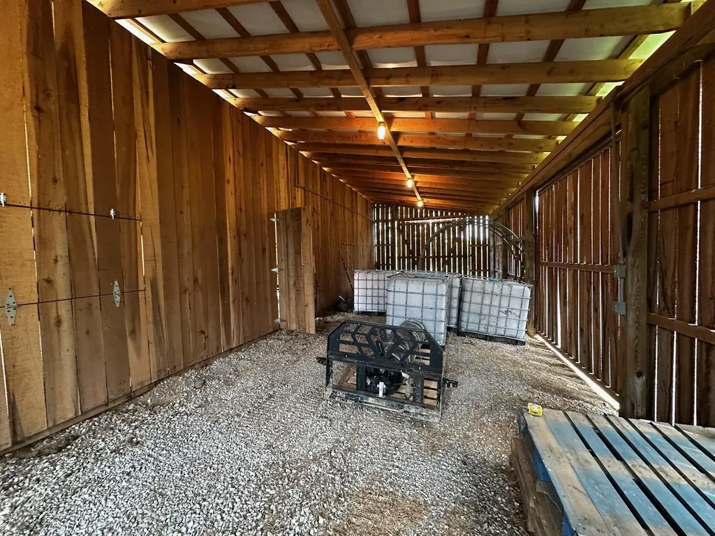 9256 Cumberland Falls Highway Corbin KY 40701