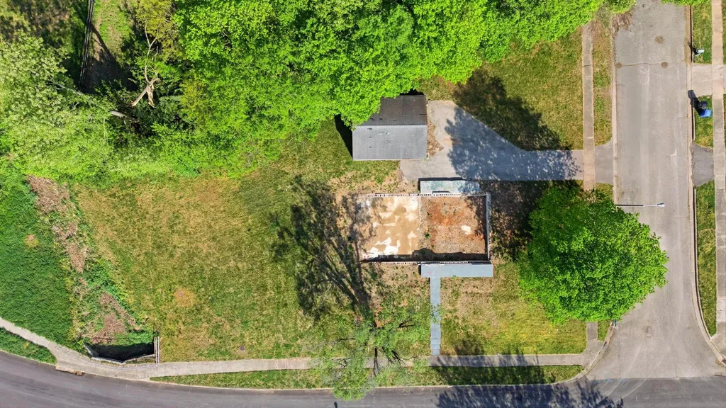 2339 Pierson Drive Lexington KY 40505