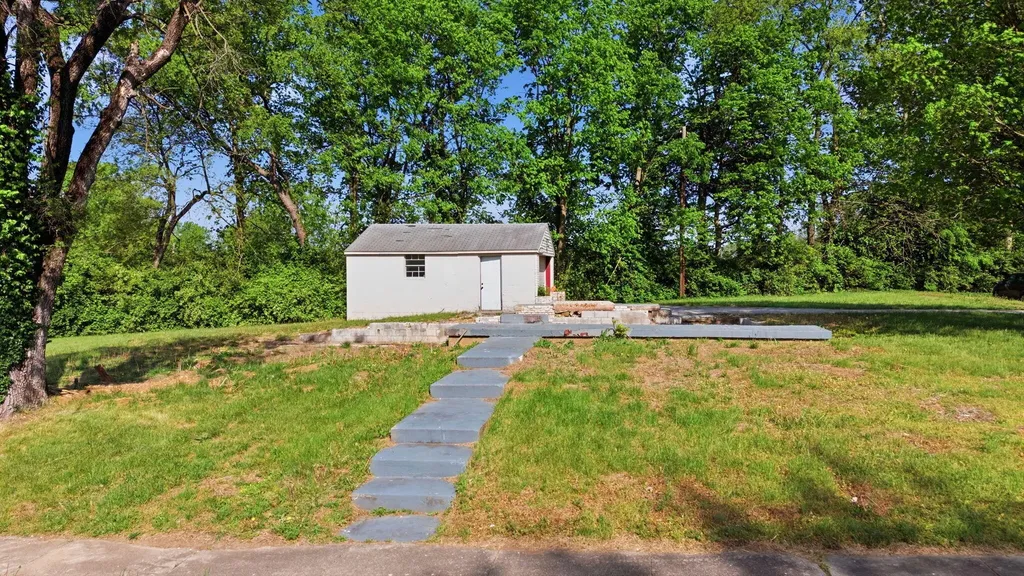 2339 Pierson Drive Lexington KY 40505