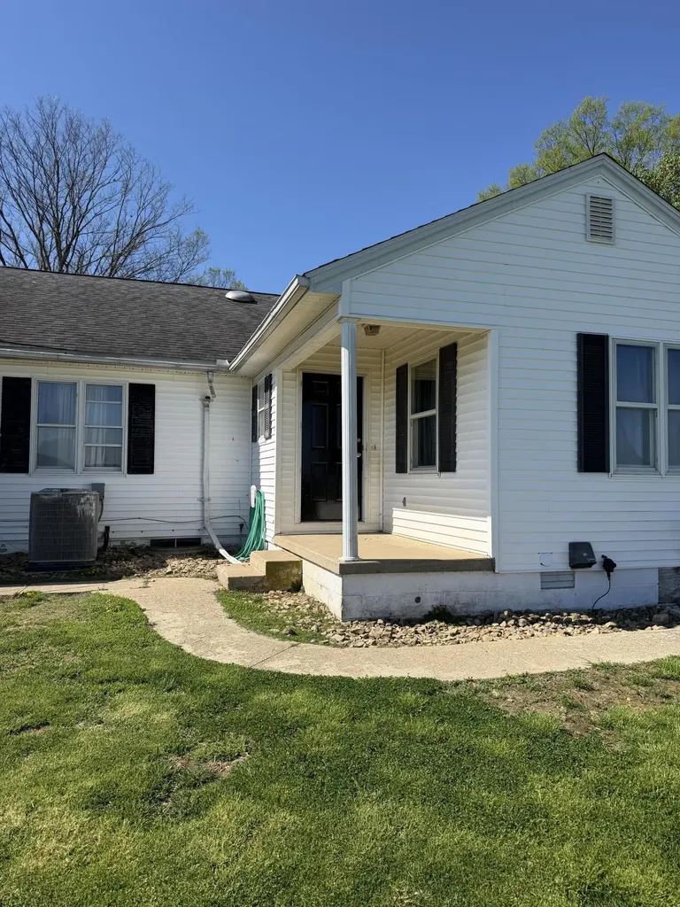 7269 Morehead Road Flemingsburg KY 41041