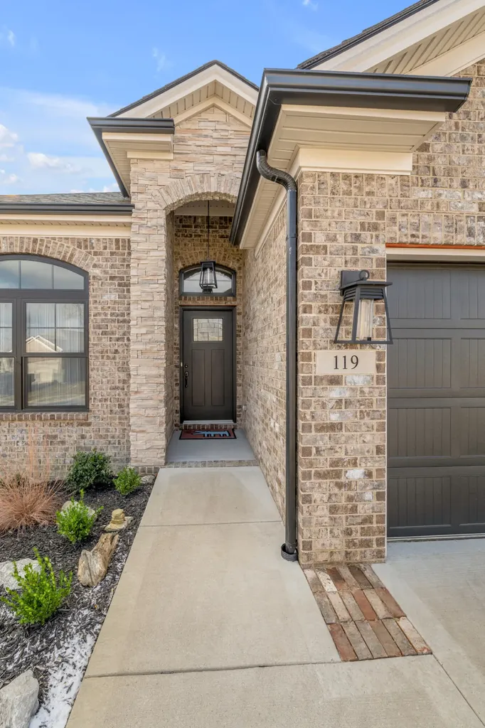 119 Hickory Grv Court Georgetown KY 40324