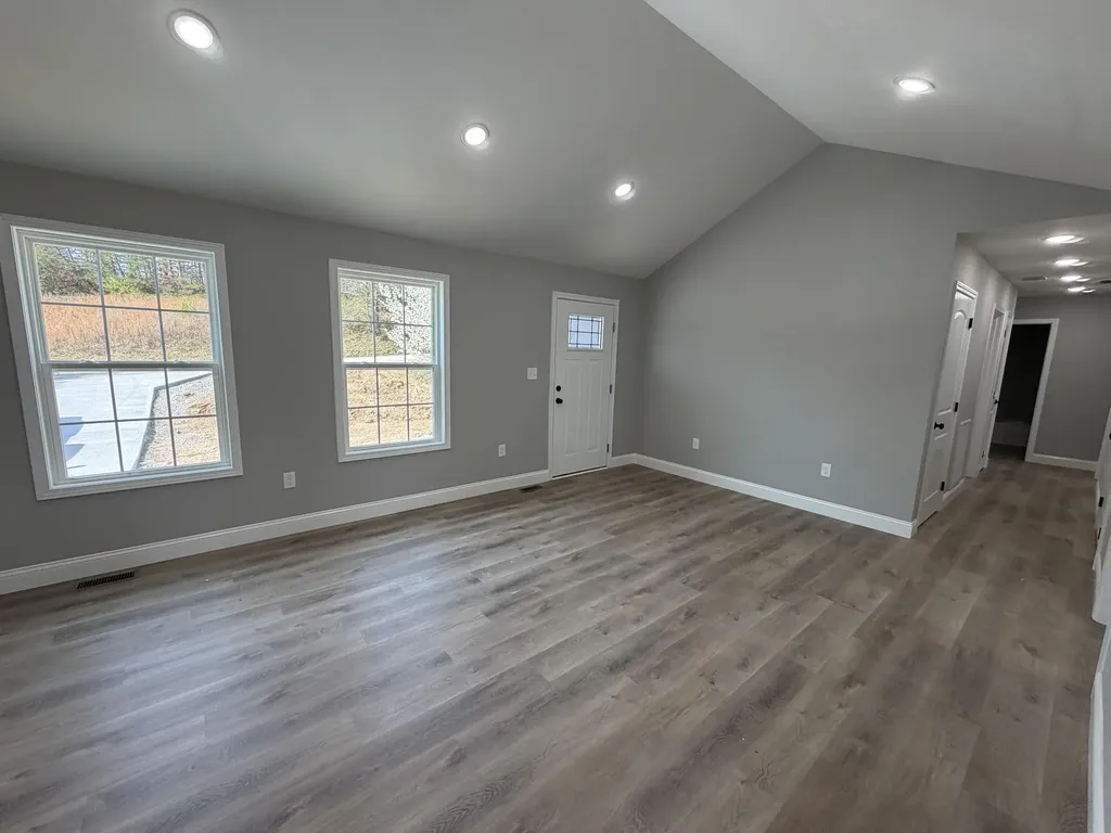 76 Autumn Drive London KY 40744