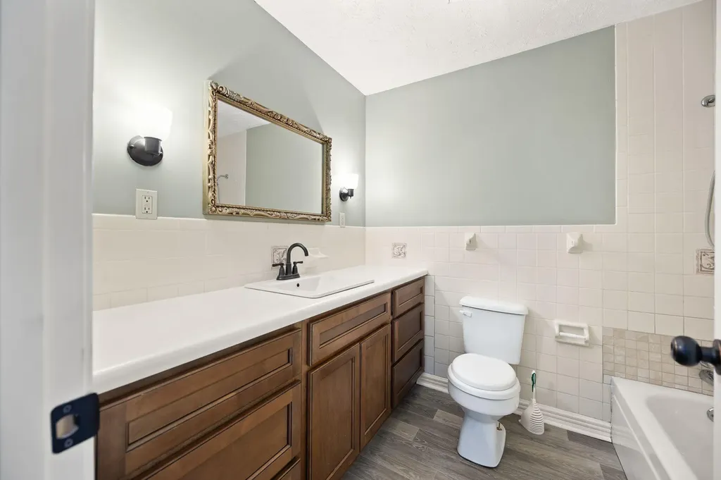 157 Shawnee Avenue Russell Springs KY 42642