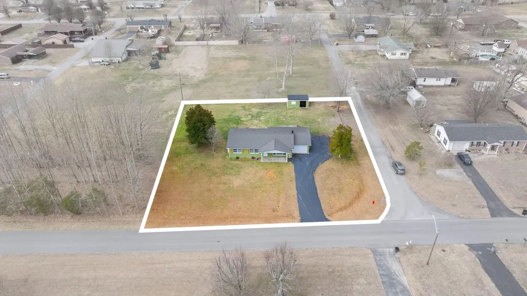 157 Shawnee Avenue Russell Springs KY 42642
