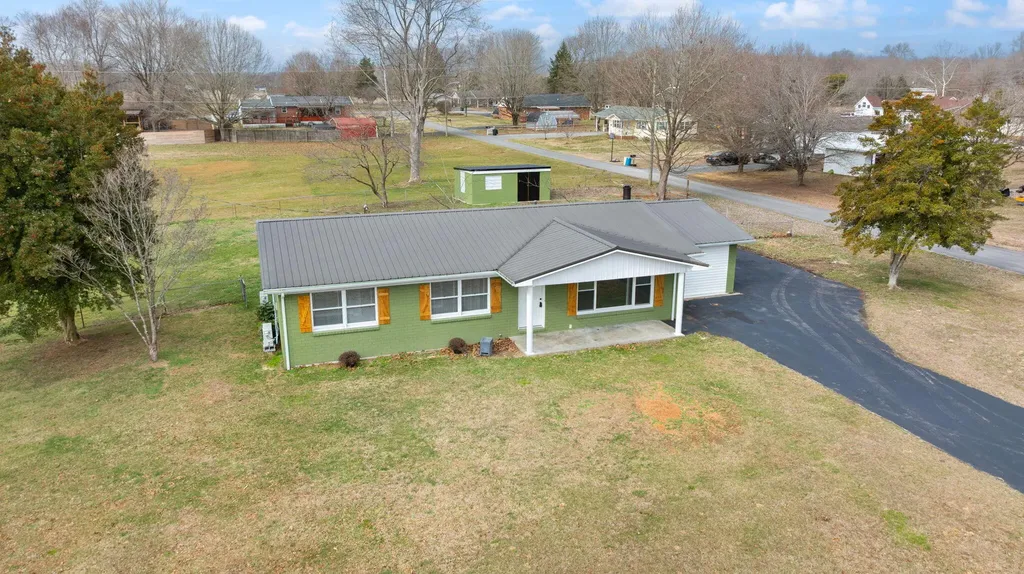 157 Shawnee Avenue Russell Springs KY 42642