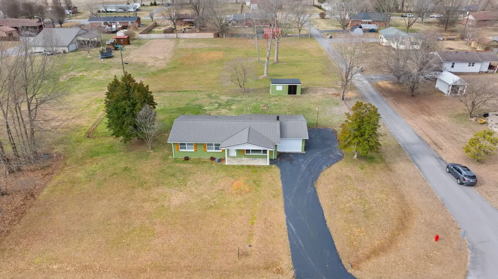 157 Shawnee Avenue Russell Springs KY 42642