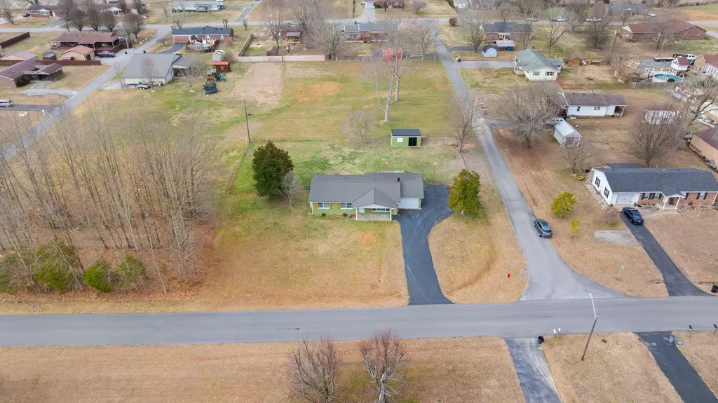 157 Shawnee Avenue Russell Springs KY 42642