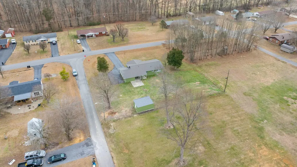 157 Shawnee Avenue Russell Springs KY 42642