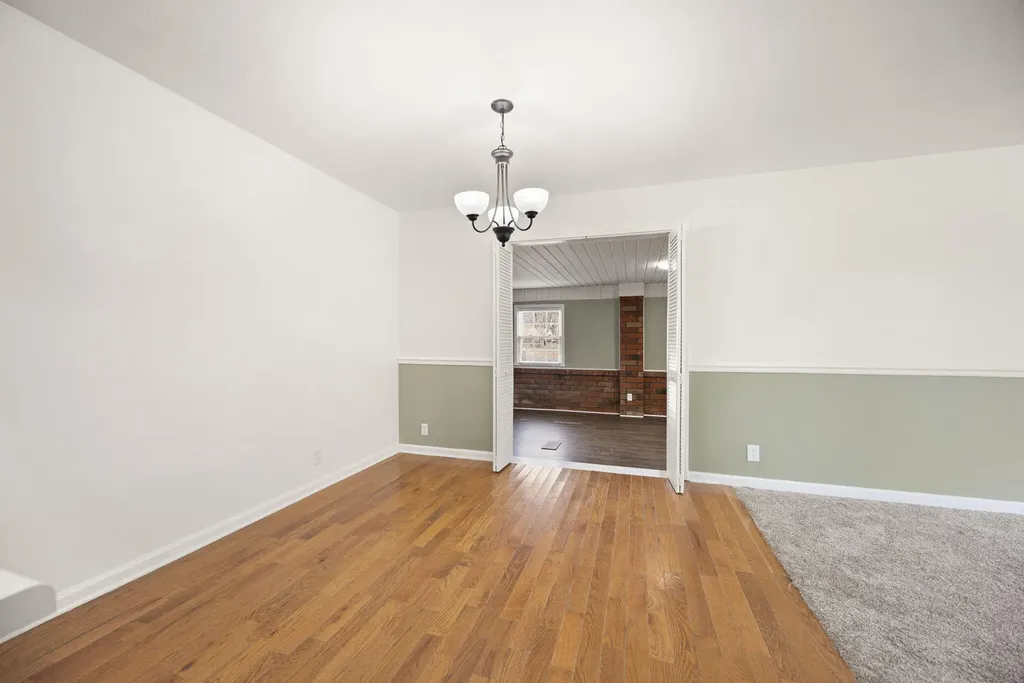 157 Shawnee Avenue Russell Springs KY 42642