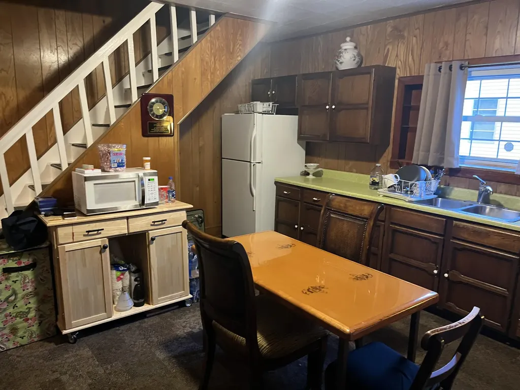 249 W Main Street Lynch KY 40855