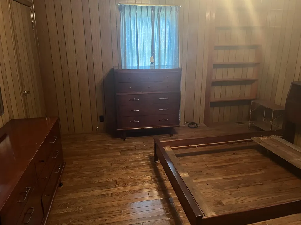 249 W Main Street Lynch KY 40855
