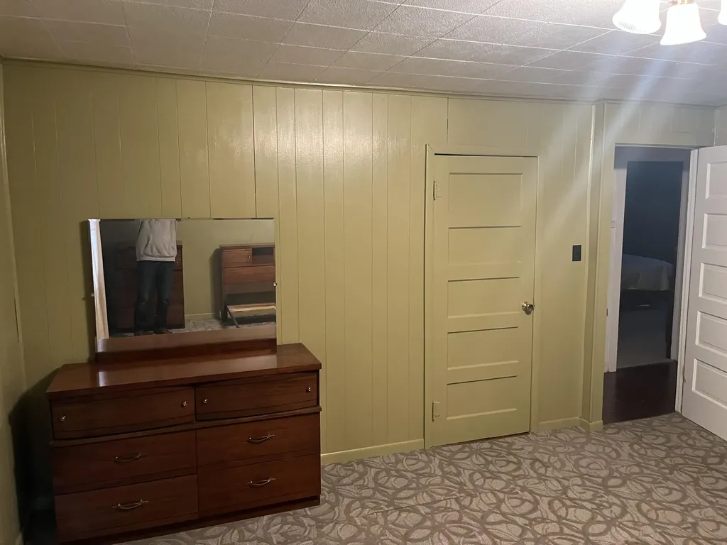 249 W Main Street Lynch KY 40855