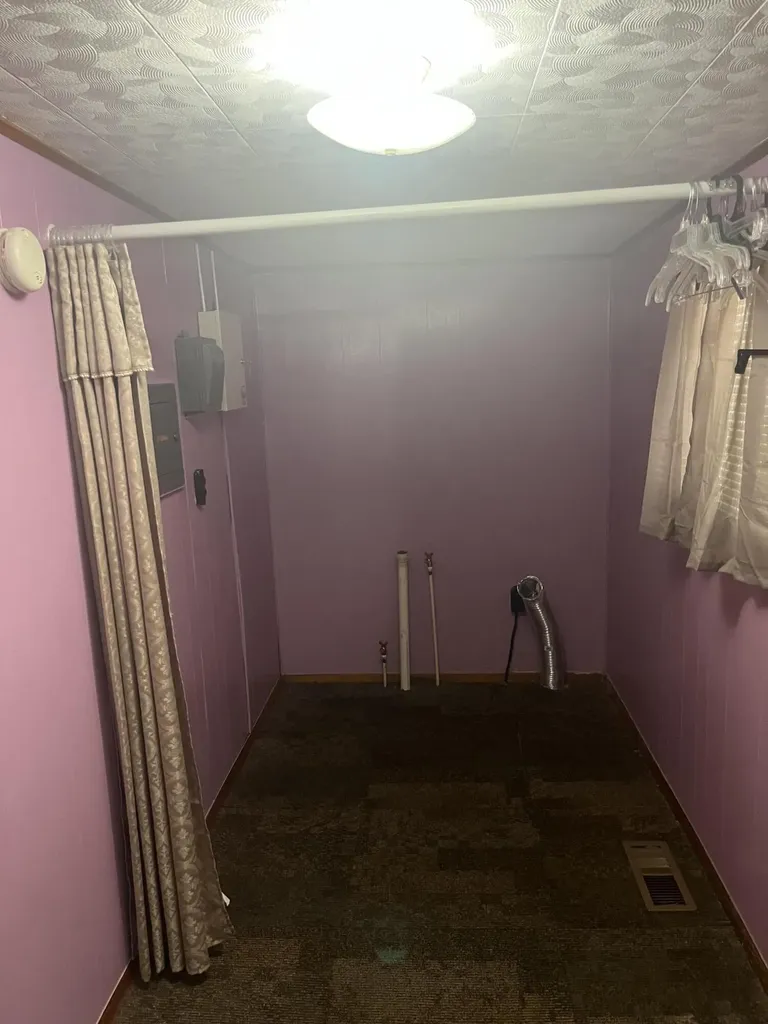 249 W Main Street Lynch KY 40855