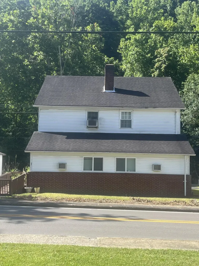 249 W Main Street Lynch KY 40855