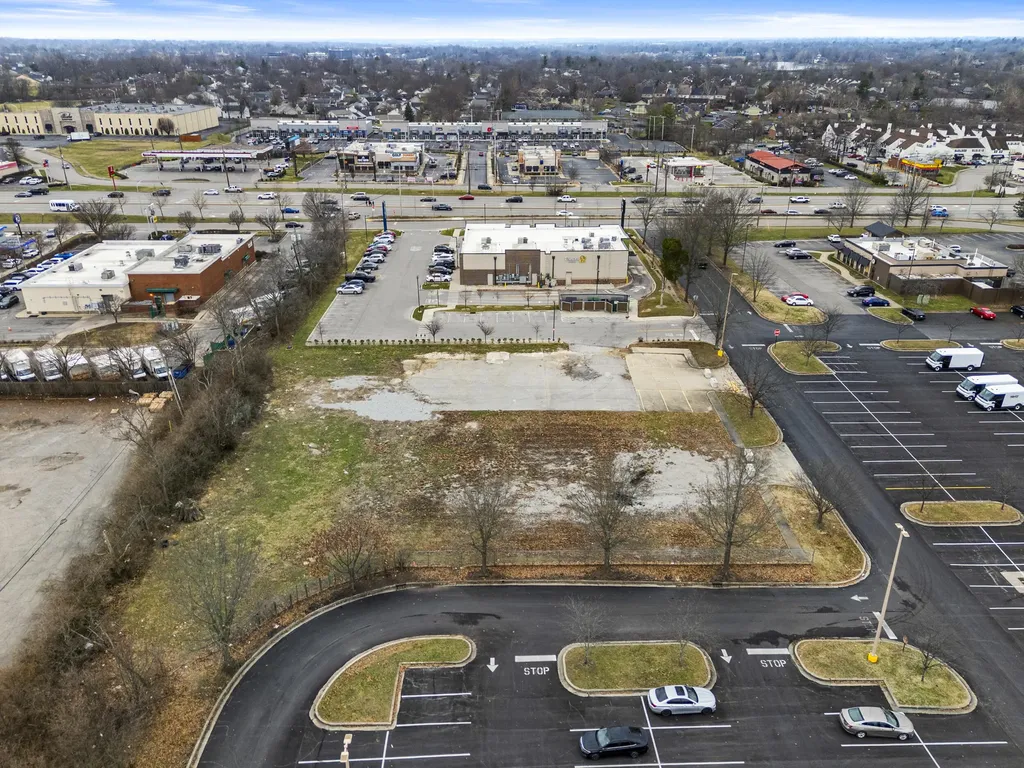 2887 Richmond Road Lexington KY 40509