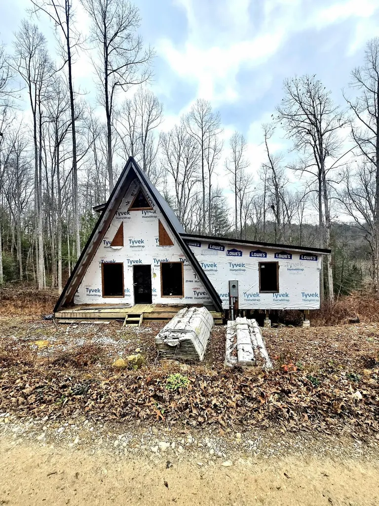 Lot 51 Victory Falls Road Campton KY 41301