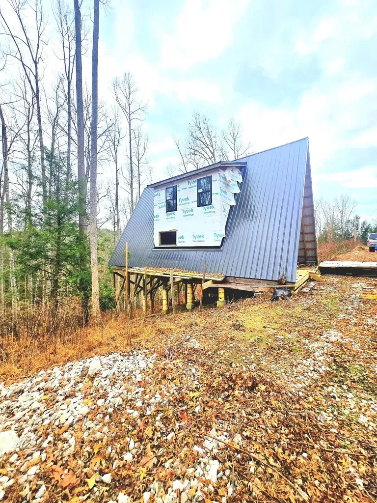 Lot 51 Victory Falls Road Campton KY 41301