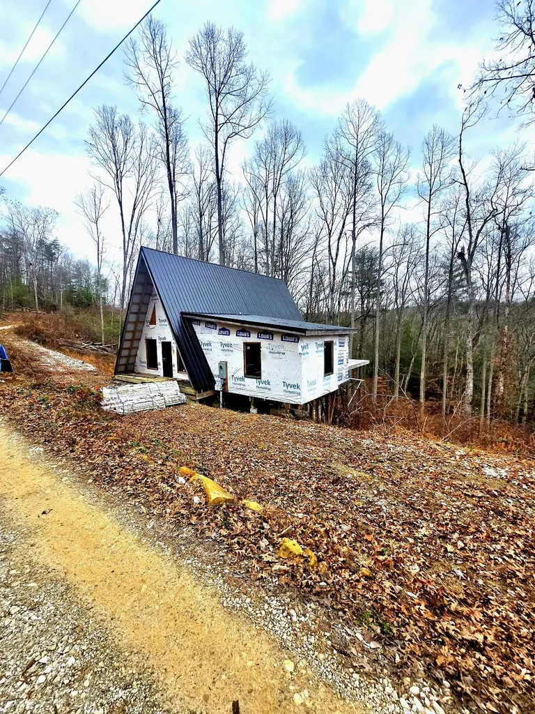 Lot 51 Victory Falls Road Campton KY 41301