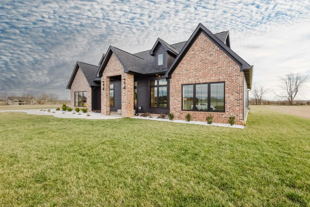 105 Wild Turkey Court Nicholasville KY 40356