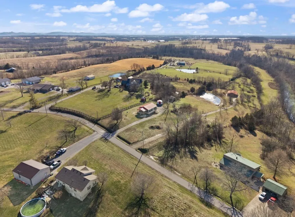 319 Elliston Road Richmond KY 40475