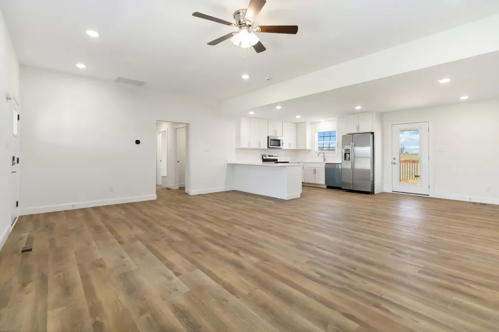 169 Central Park Avenue Berea KY 40403