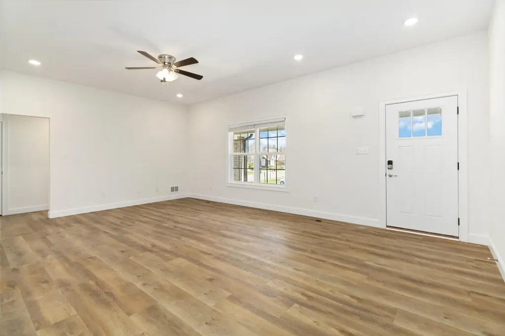 169 Central Park Avenue Berea KY 40403
