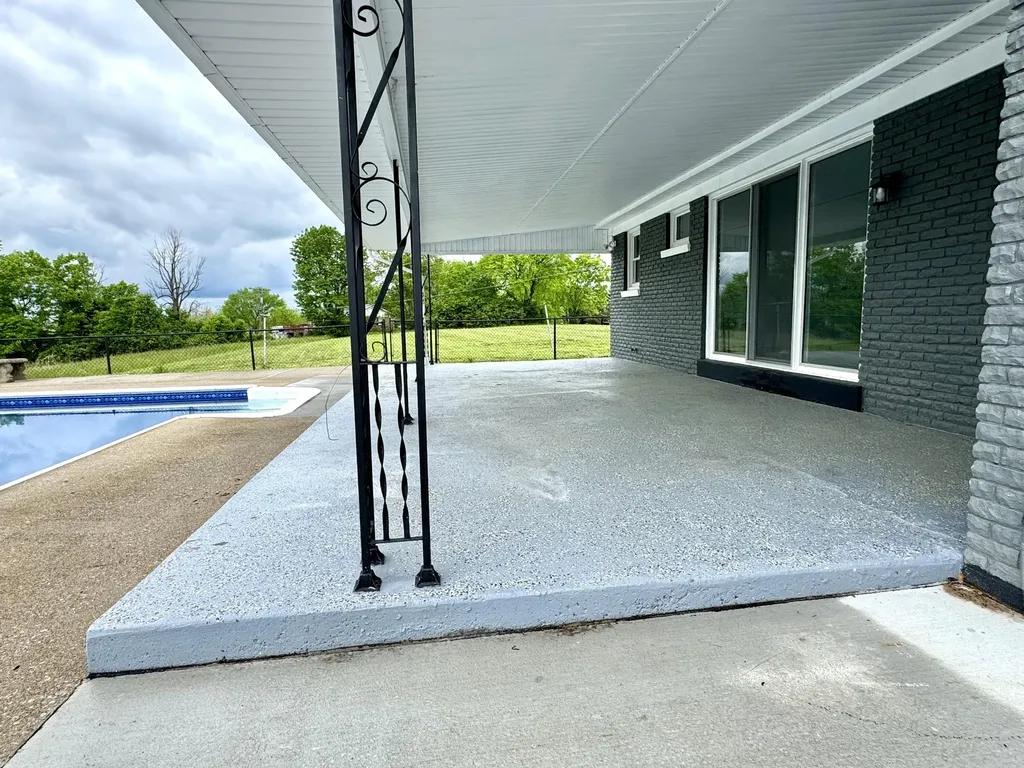981 Mule Shed Lane Richmond KY 40475