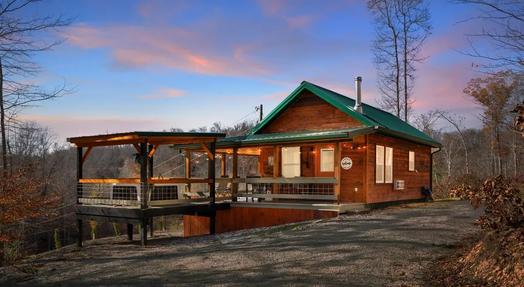 16 Hickory Lane Campton KY 41301