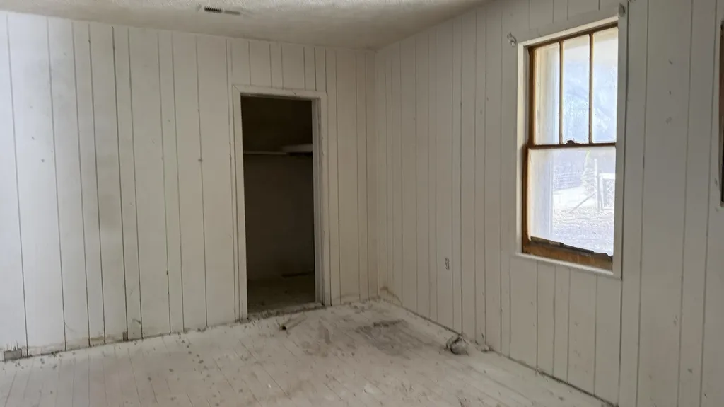 383 E Halcomb Road Orlando KY 40460