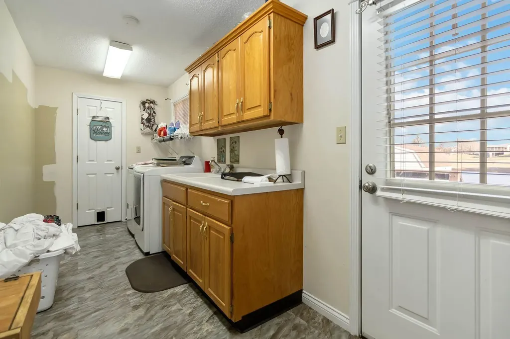 3938 North Highway 1247 Somerset KY 42503