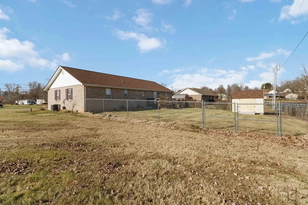 3938 North Highway 1247 Somerset KY 42503
