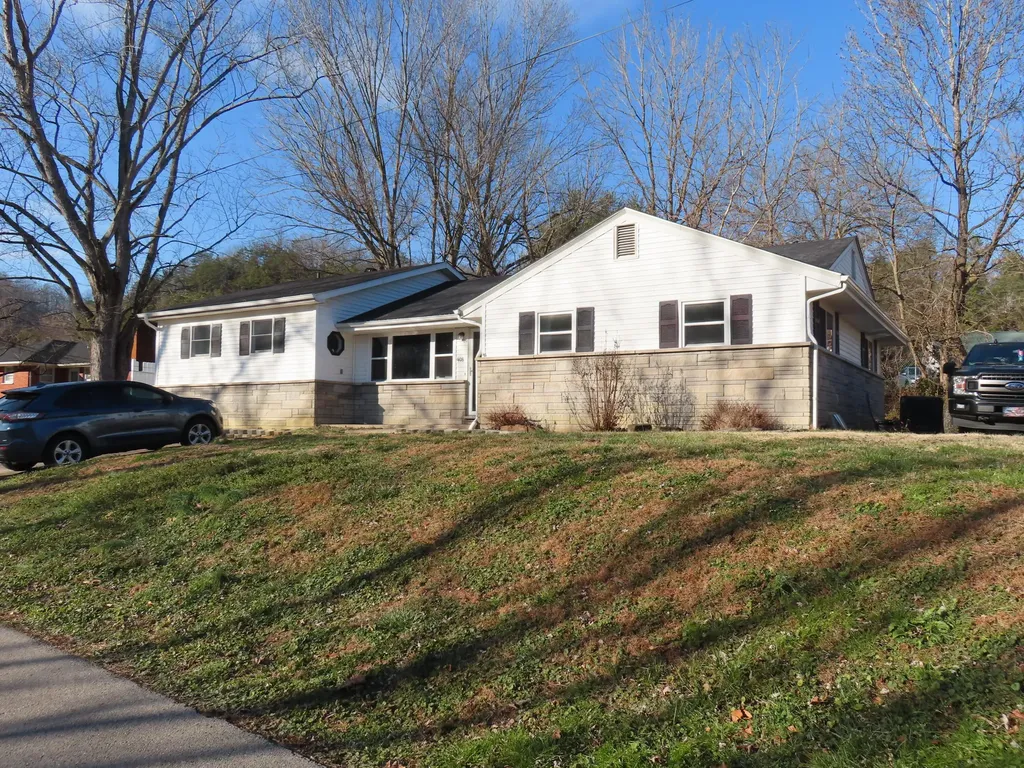 408 S Willow Drive Morehead KY 40351