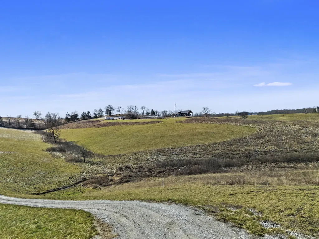 2011 Mill Creek Pike Lawrenceburg KY 40342