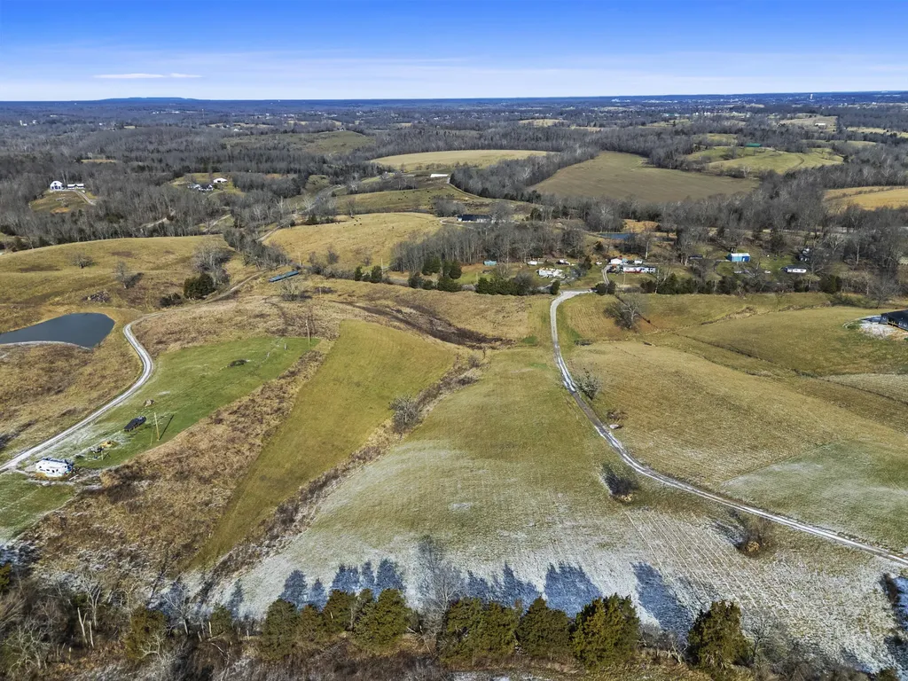 2011 Mill Creek Pike Lawrenceburg KY 40342