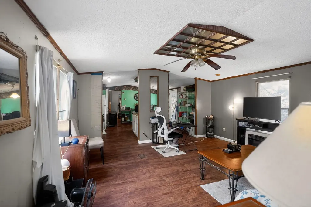 428 Kelly Fork Road Hazard KY 41701
