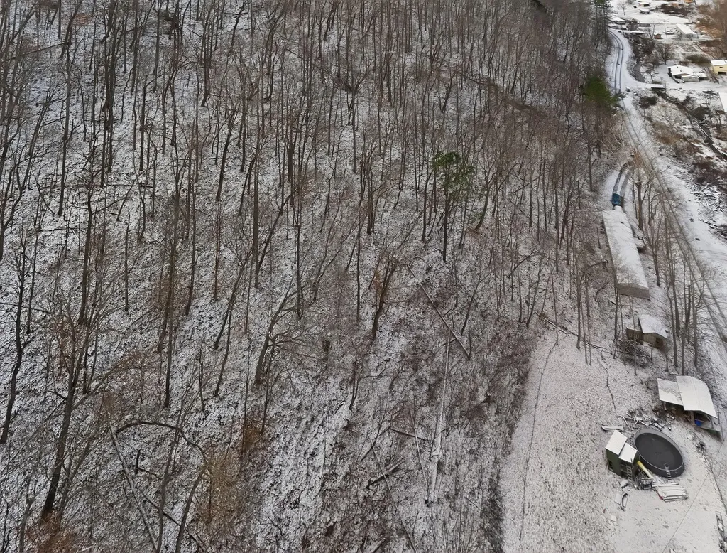 428 Kelly Fork Road Hazard KY 41701