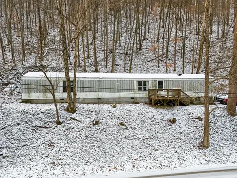 428 Kelly Fork Road Hazard KY 41701