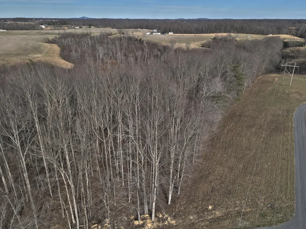 53 Dockery Road Russell Springs KY 42642